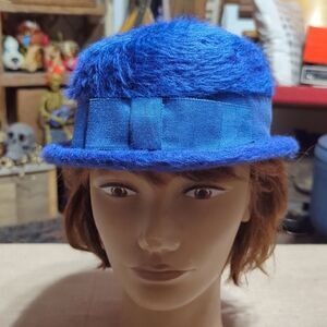Claude Saint Cyr Paris Vintage Women’s Blue Fur Hat Satin Bow